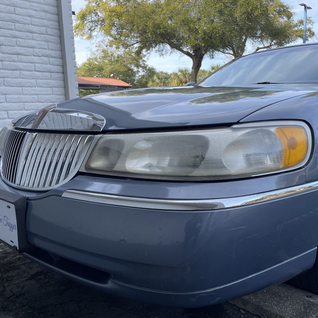 Car lock out. Lincoln Town Car, 1999. Jacksonville, Fl poster image