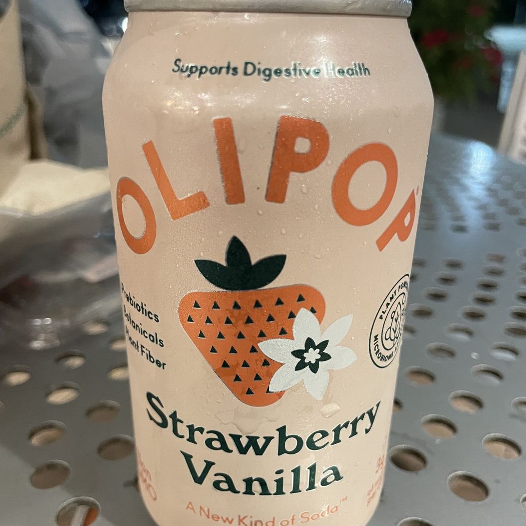 Olipop Strawberry Vanilla
