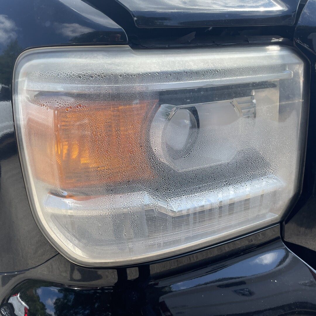 Headlamp assembly (housing) replacement on GMC Sierra 1500