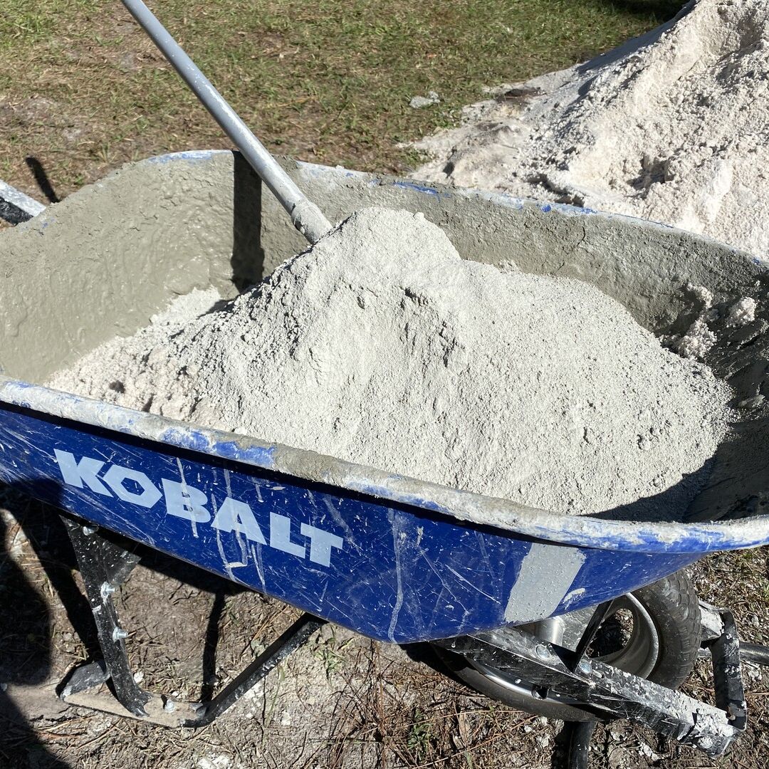 Kobalt 6-cu ft Steel Wheelbarrow Flat Free Tire