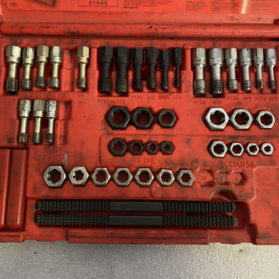 48 pc Master Rethreading Tap and Die Set by Snap-on, USA