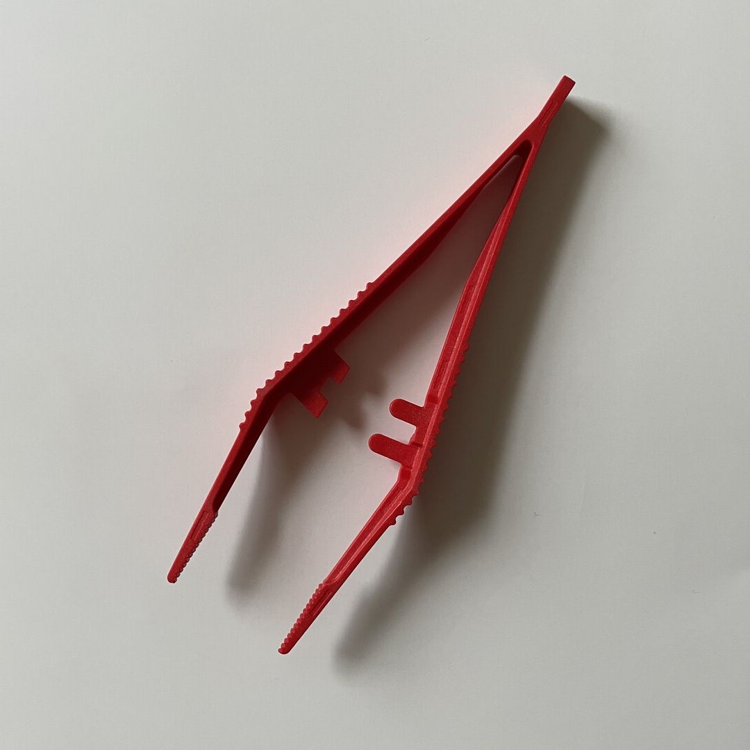 Knipex Plastic Gripping Tweezers-Blunt Tips-ESD, 5 1/4", 3.00 mm TT, 2.00 mm TW