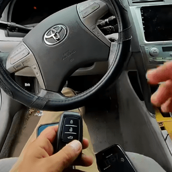 Универсальный ключ Xhorse для Toyota Camry 2007. Хроники медвежатника