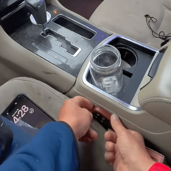 Smart Key Programming Location on a 2011 Chrysler 300. Locksmith Chronicles