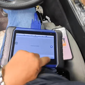 Добавление смарт-ключа на Lexus IS 250 2011 через Smart Box Reset. Хроники медвежатника