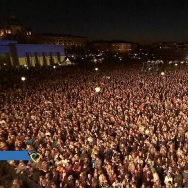 У Відні понад 100 тисяч людей зібралися на концерт на підтримку України
