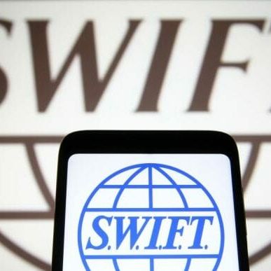 Три банки Білорусі відключили від системи SWIFT