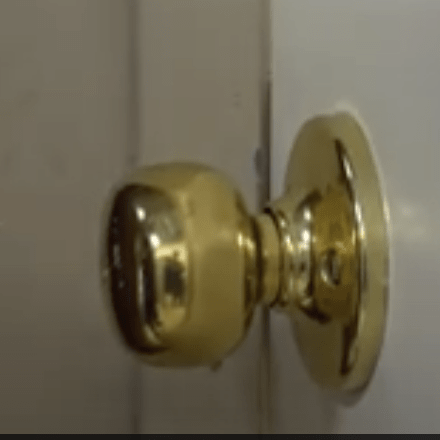 Mr. Locksmith: How To Open A Locked Bathroom Door With A Flat Head Screwdriver In Under 10 Seconds!