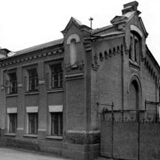 Таинственное здание в стиле «историзм», постройка 1894 года, на улице Введенской 23. Hélg Smith