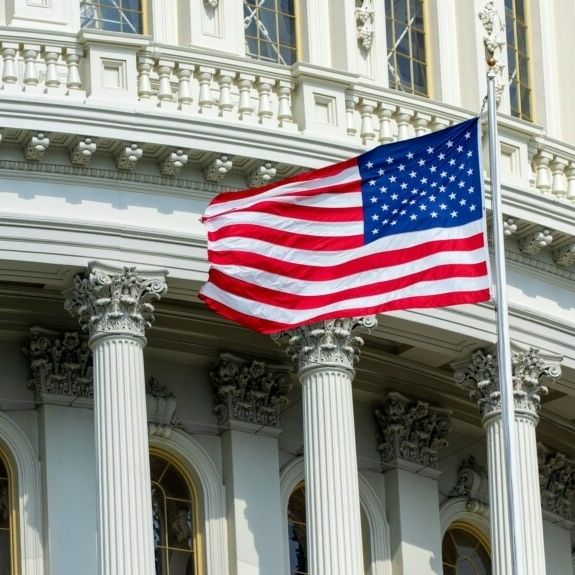 Сенат США схвалив законопроєкт про ленд-ліз для України. У МЗС це назвали «важливим першим кроком»
