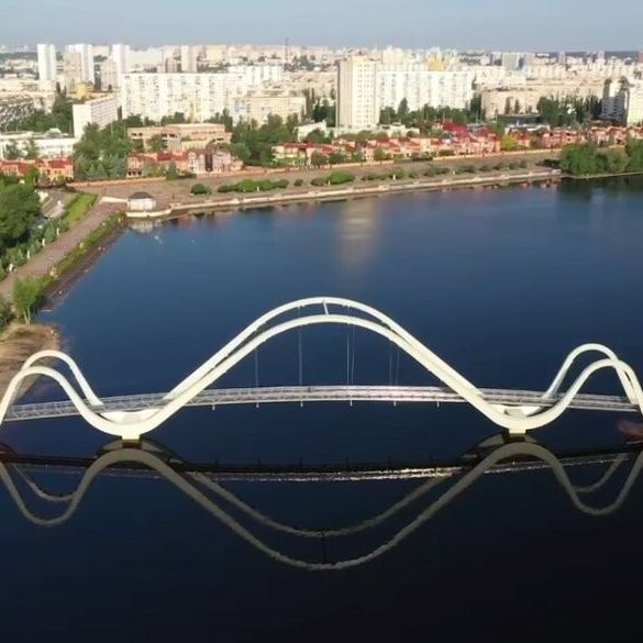Hélg Smith: Відкрилась нова рекреаційна зона в Києві — острів Оболонський.