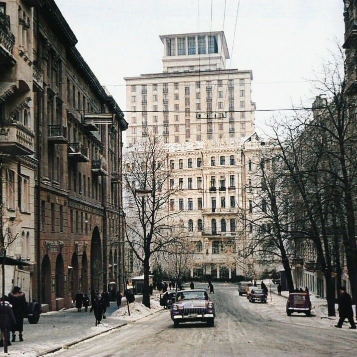 Київ. Вулиця Заньковецької, середина 1960-х років. poster image