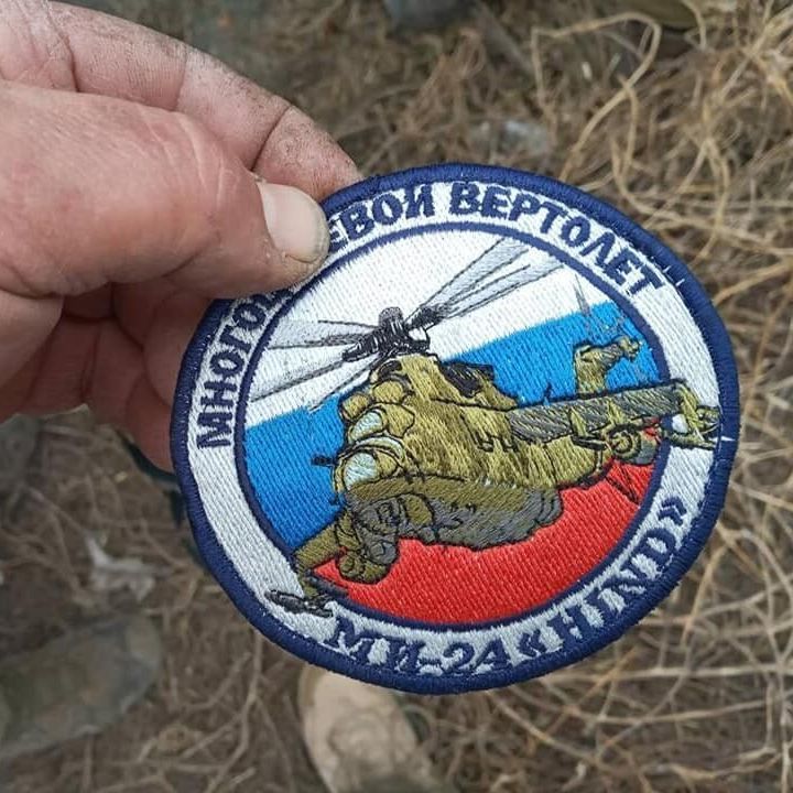 Фото уламків збитих російських гелікоптерів на Миколаївщині