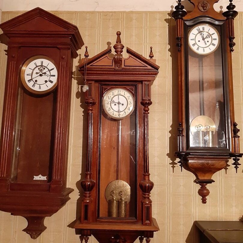 Настенные немецкие часы 19 века