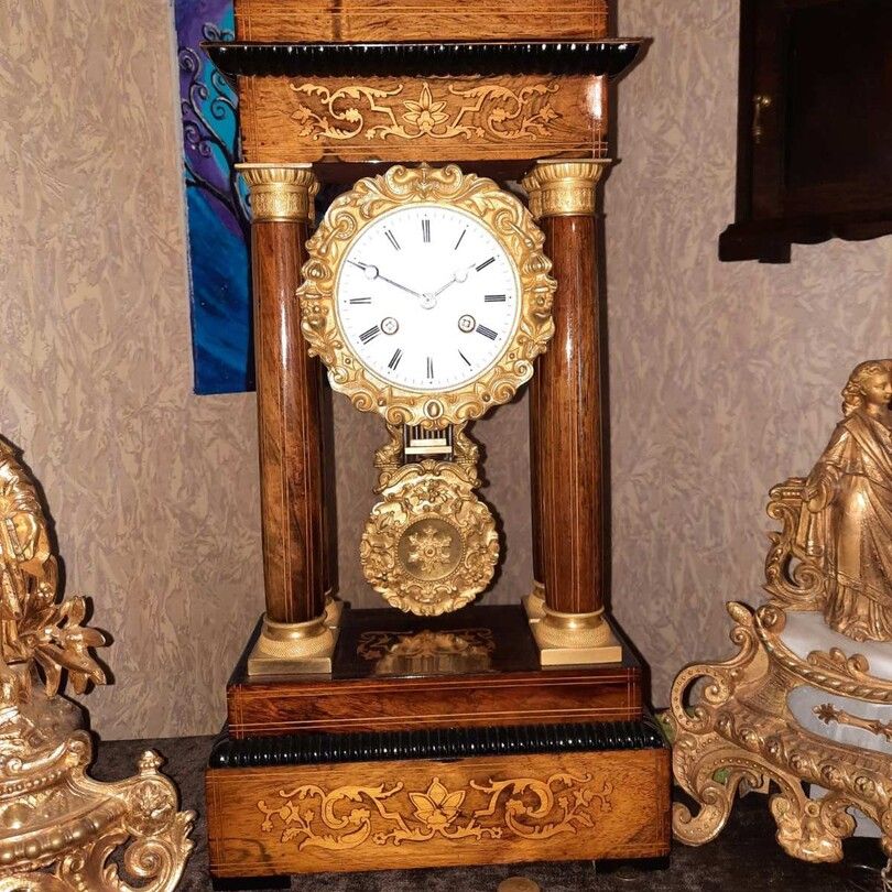 Старинные французские часы с портиком 19 века