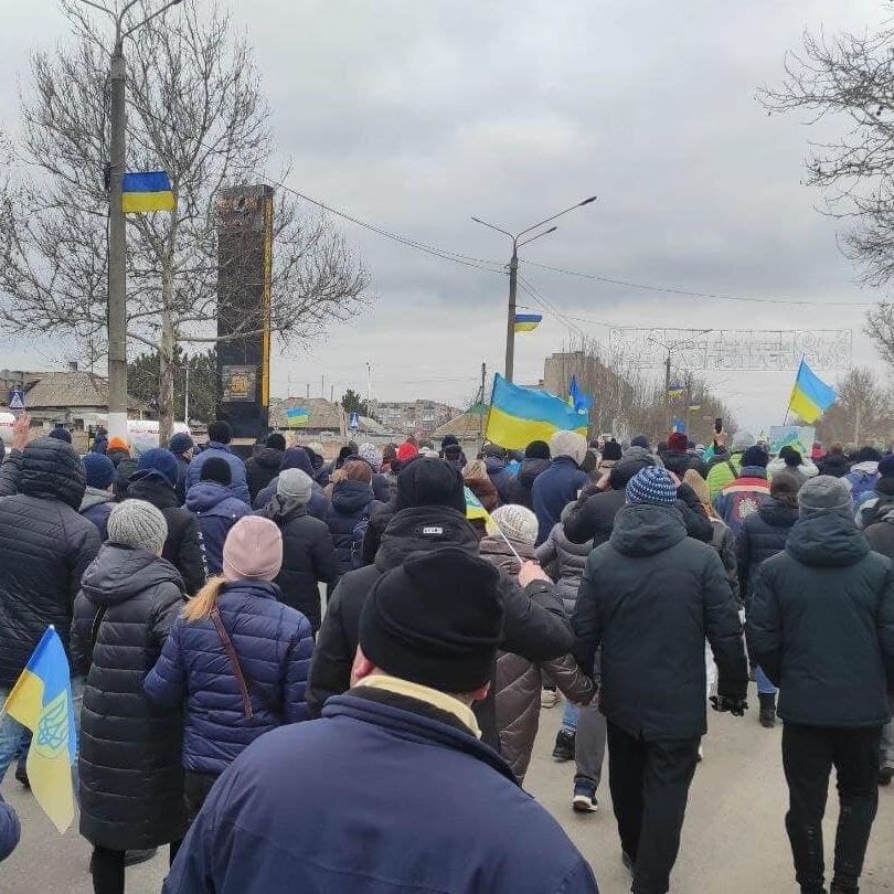 Українці масово виходять на мітинги проти окупантів