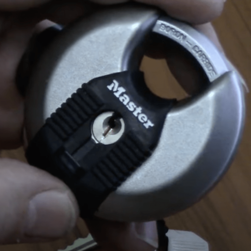 Video 37 - Newbie vs. M1 Lishi tool on Master Lock M40 Magnum Padlock. Lishi lock picking tool poster image