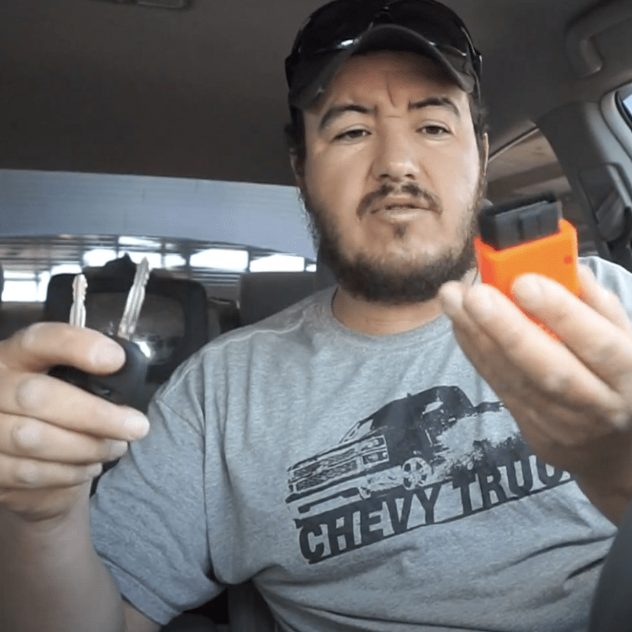How to program a car key Toyota smart keymaker Camry Corolla