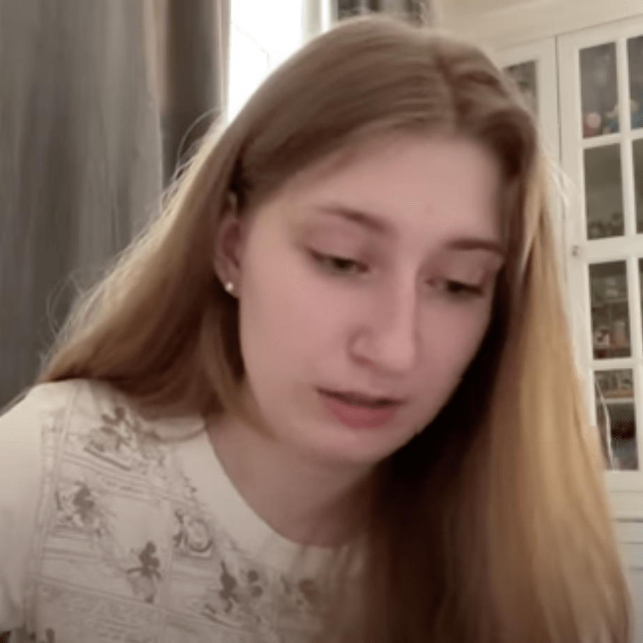 Лиза:мой путь от A1 до C1. как я изучаю английский язык самостоятельно? советы, общение с иностранцами