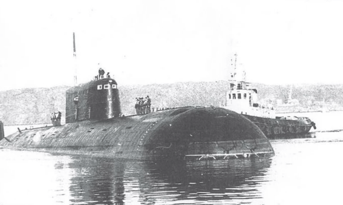 Подводный атомоход К-278 "Комсомолец" проект 685 «Плавник».
